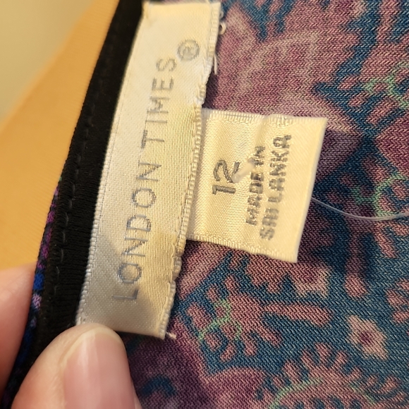 London Times purple geometric sheath shift dress, size 12 - Picture 4 of 8